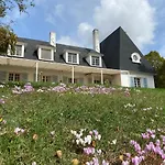 Hébergement de vacances Manoir Et Au Domaine De Bize *