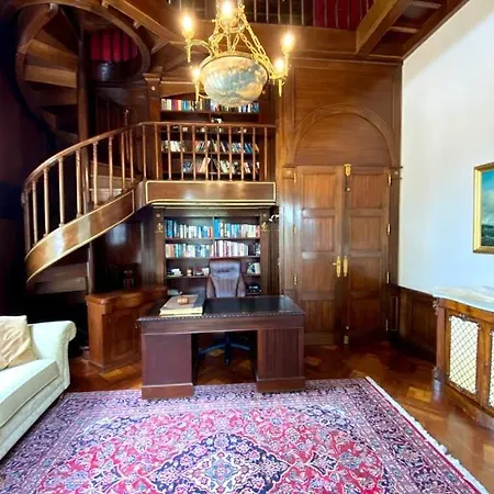 Manoir Et Avec Piscine Au Domaine De Bize