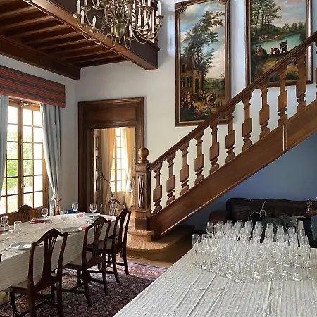 Hébergement de vacances Manoir Et Au Domaine De Bize Mirepoix Mirepoix (Ariege)