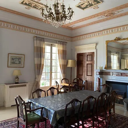 Manoir Et Au Domaine De Bize Mirepoix Hébergement de vacances *