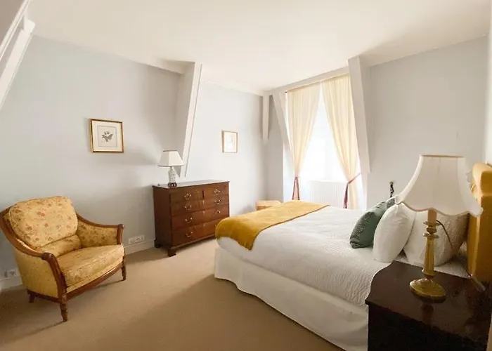 펜션 Manoir Et Avec Piscine Au Domaine De Bize 미르포아