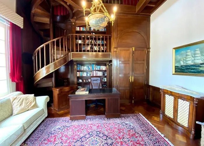 Manoir Et Avec Piscine Au Domaine De Bize