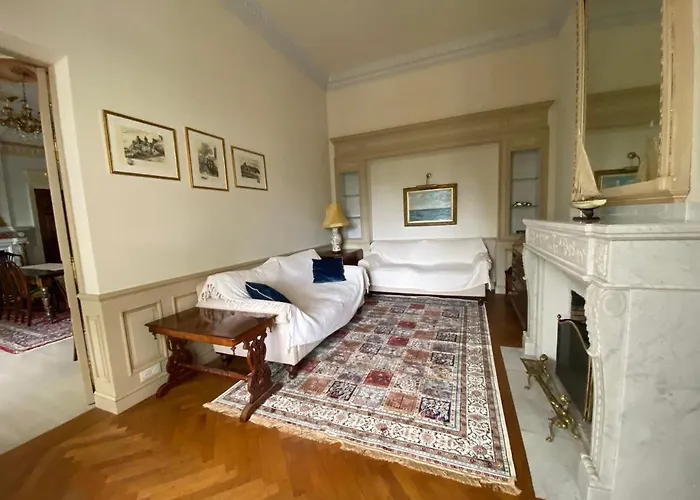 펜션 Manoir Et Avec Piscine Au Domaine De Bize *