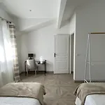 Manoir Et Avec Piscine Au Domaine De Bize * ماريبواه