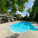 Manoir Et Avec Piscine Au Domaine De Bize *