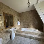 بيت للعطل Manoir Et Avec Piscine Au Domaine De Bize *