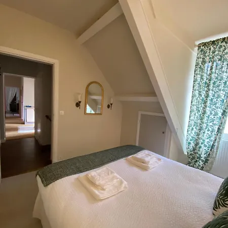 Manoir Et Avec Piscine Au Domaine De Bize Holiday home