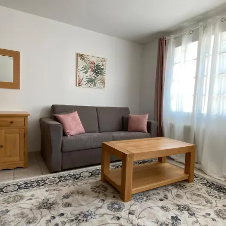 Domaine De Bize Mirepoix - Manoir Et Appartements *