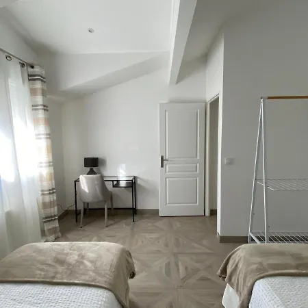 Domaine De Bize Mirepoix - Manoir Et Appartements * Мирпуа