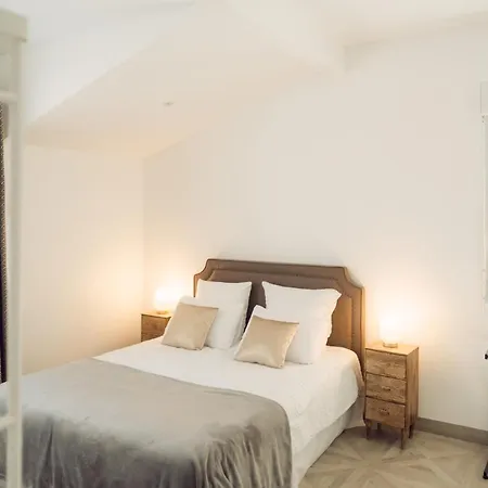 Nyaraló Manoir Et Avec Piscine Au Domaine De Bize *