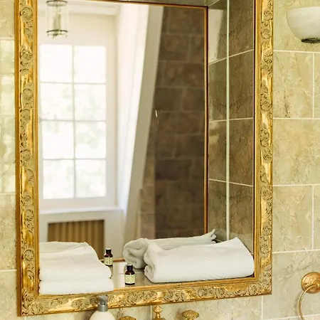 Manoir Et Avec Piscine Au Domaine De Bize * Mirepoix (Ariege)