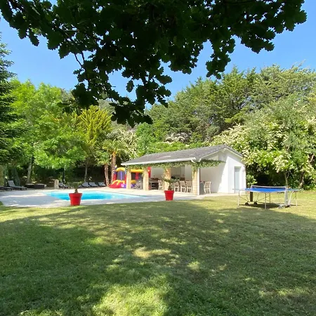 Manoir Et Avec Piscine Au Domaine De Bize Holiday home