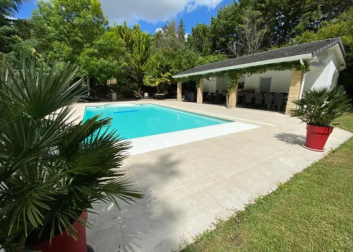 別荘 Manoir Et Avec Piscine Au Domaine De Bize *