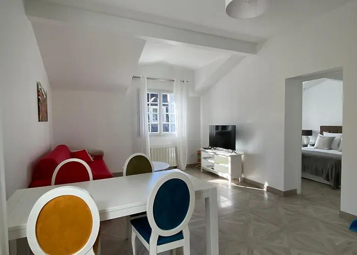 Manoir Et Avec Piscine Au Domaine De Bize 別荘 *