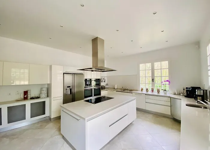 別荘 Manoir Et Avec Piscine Au Domaine De Bize *