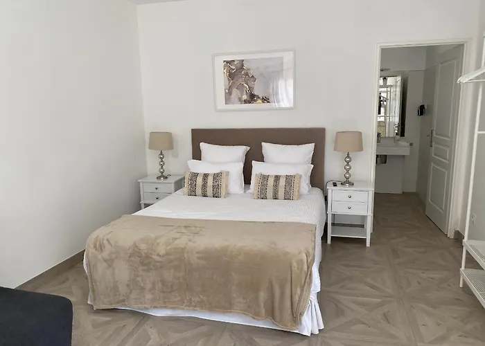 Manoir Et Avec Piscine Au Domaine De Bize 別荘 *